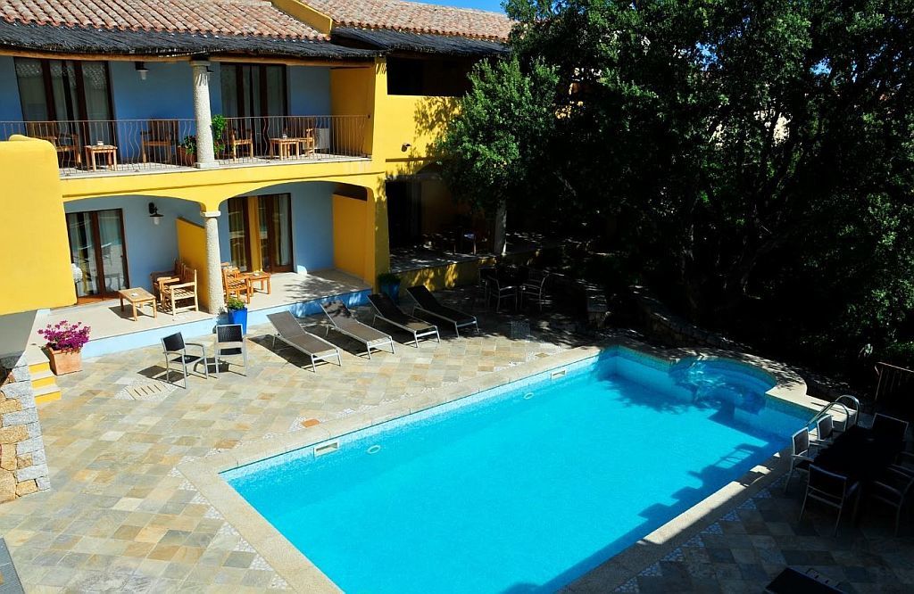 Papillo Resort Borgo Antico San Pantaleo Exterior photo